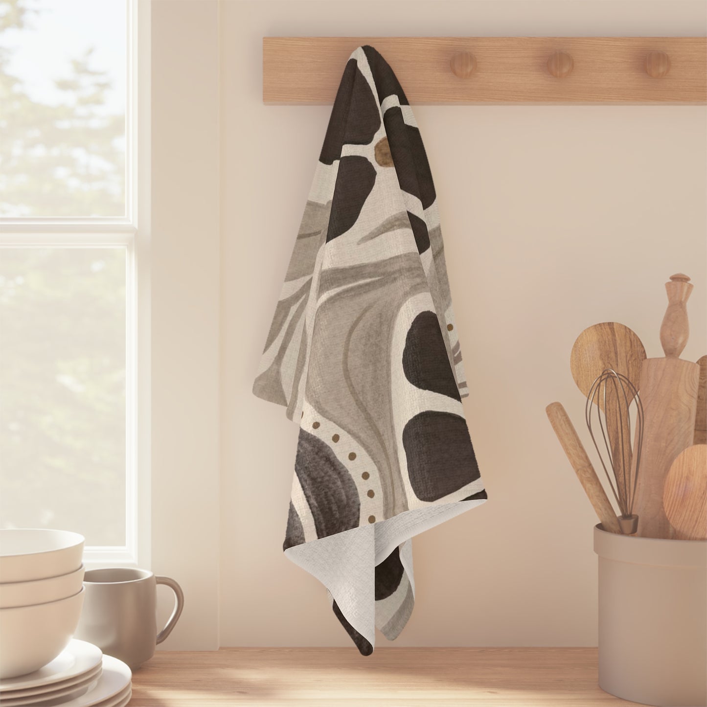 Geometric Floral Tea Towel – Modern Microfiber Kitchen Towel | Elegant Housewarming Gift