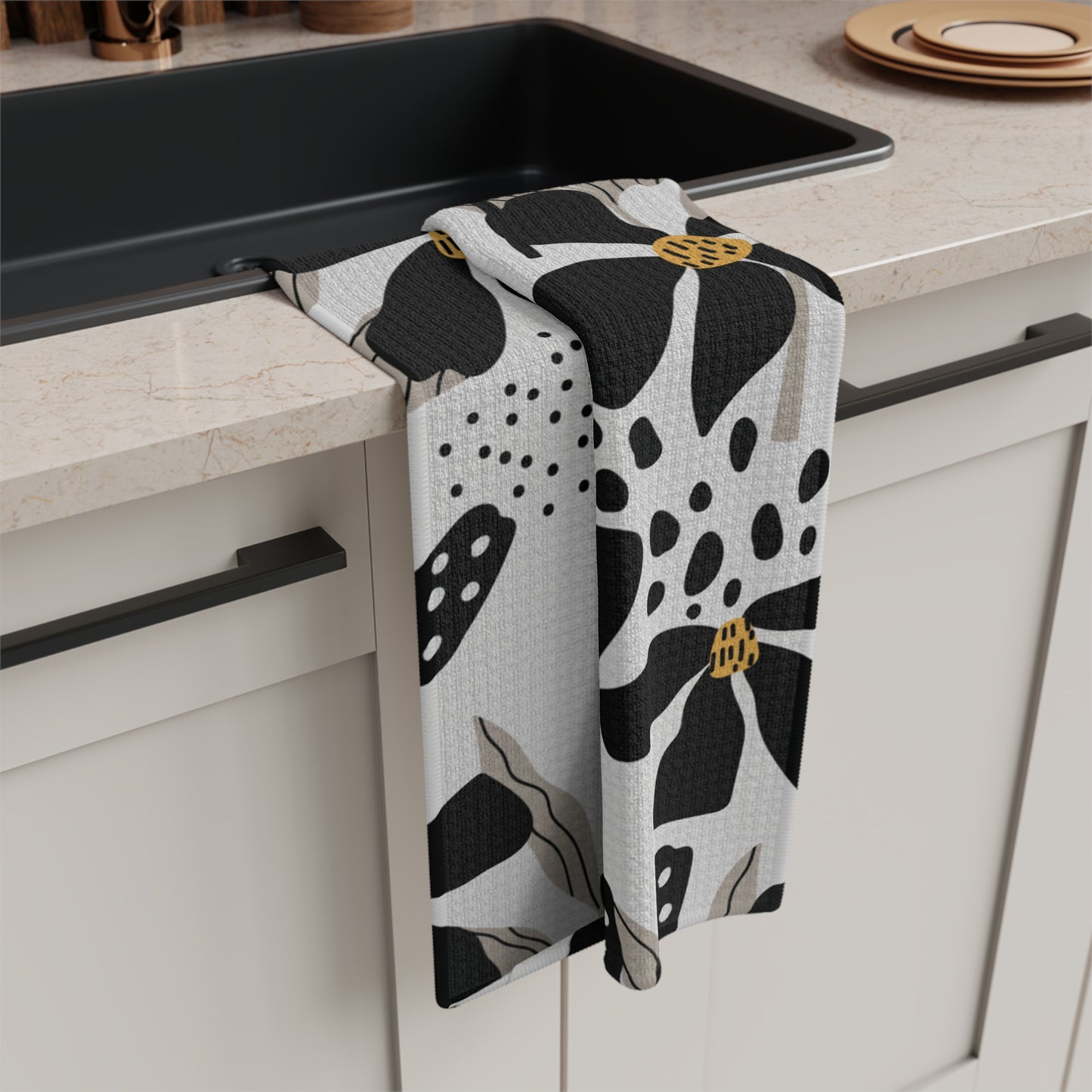 Black & White Floral Tea Towel – Modern Botanical Microfiber Kitchen Towel | Chic Home Gift